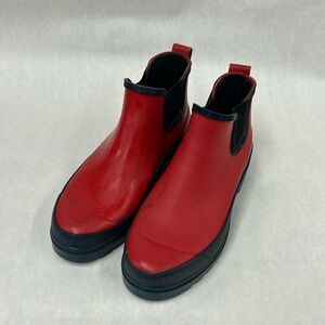 Ranger brand women’s boots size 8 steel shank red color
